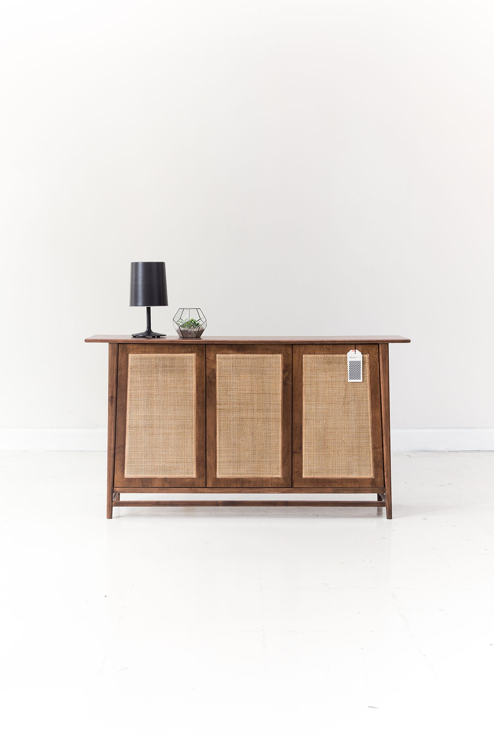 Consola Araña Con 3 Puertas En Esterilla (stock 1)