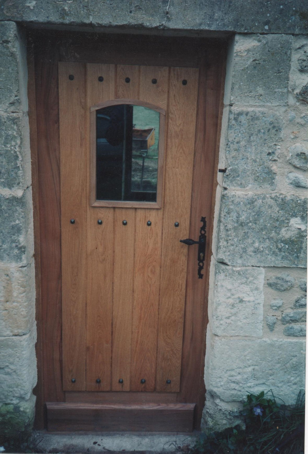 'Tudor' style bespoke door in oak