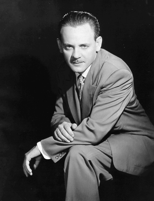 Bob Monroe, ingerniero de audio, investigador sobre estados de consciencia y exempresario de empresas de cable en EEUU en los 50s