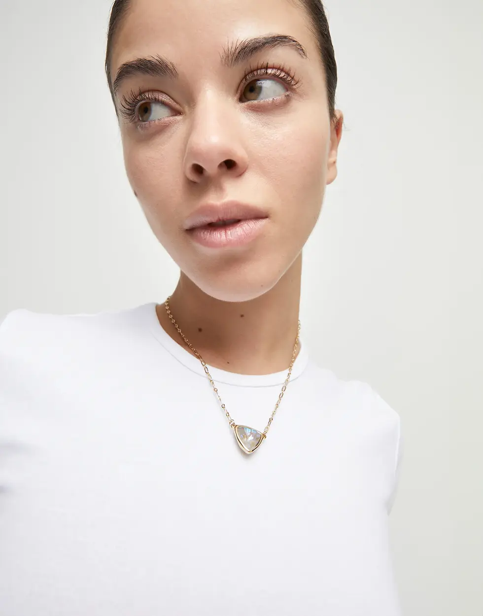 Thumbnail: UNOde50 Pendant Chain Link Necklace With Multicolour Crystal