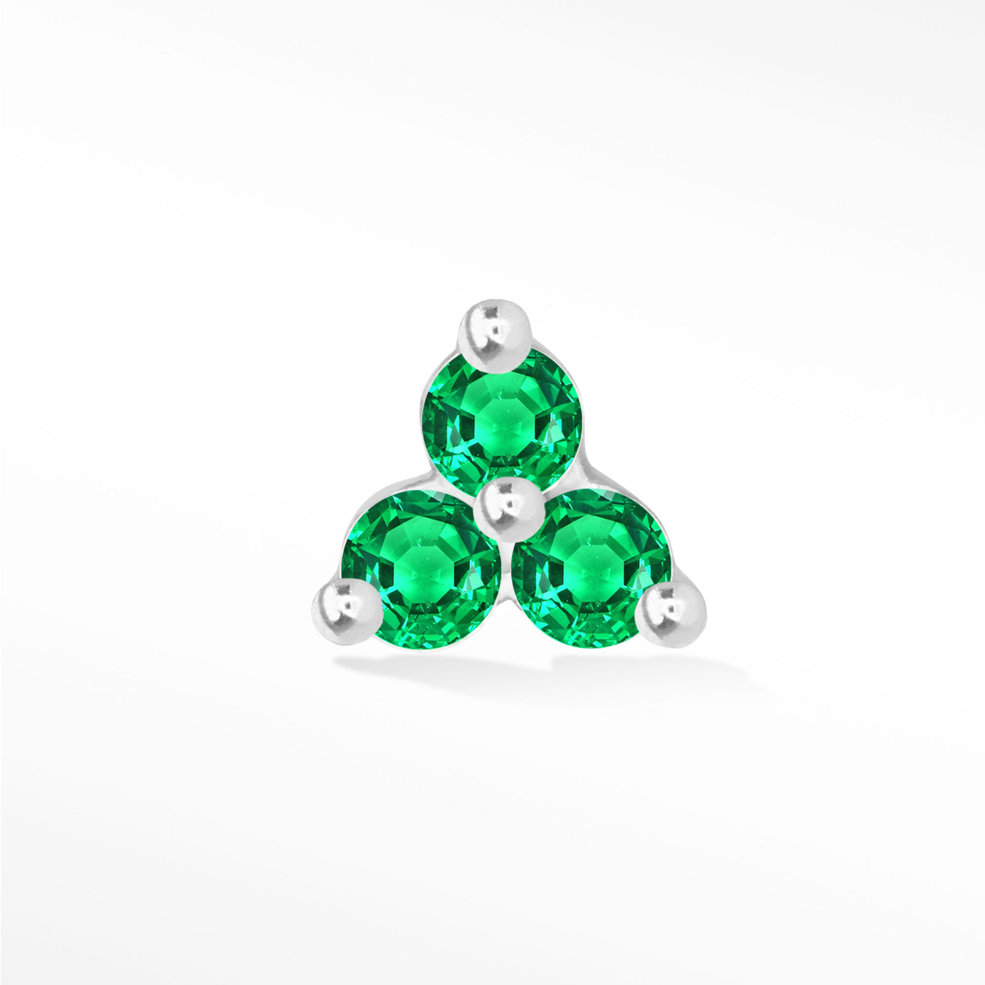 Nina Wynn Flat Back Earring Emerald Trinity 10ct White