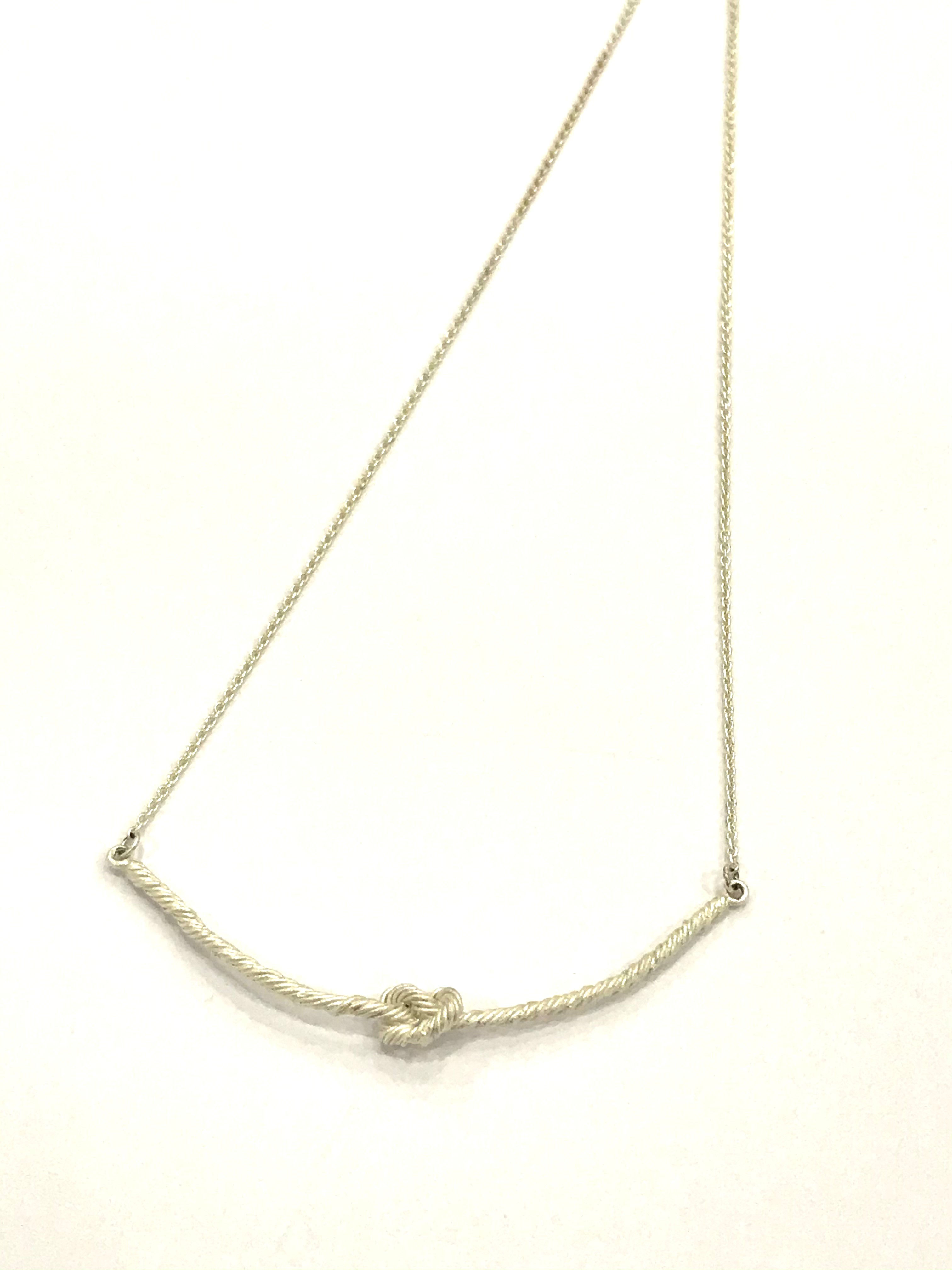 Galio Sterling Silver Knot Necklace
