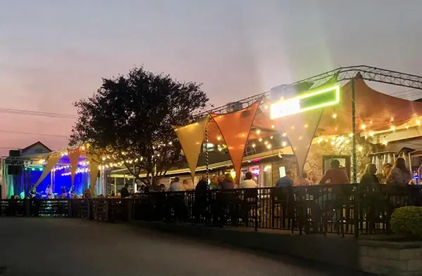 Shaken, Eatonville, Washington