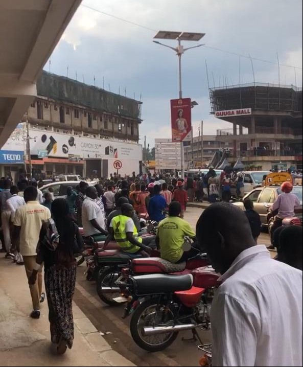 写真2:Mbale タウンの様子