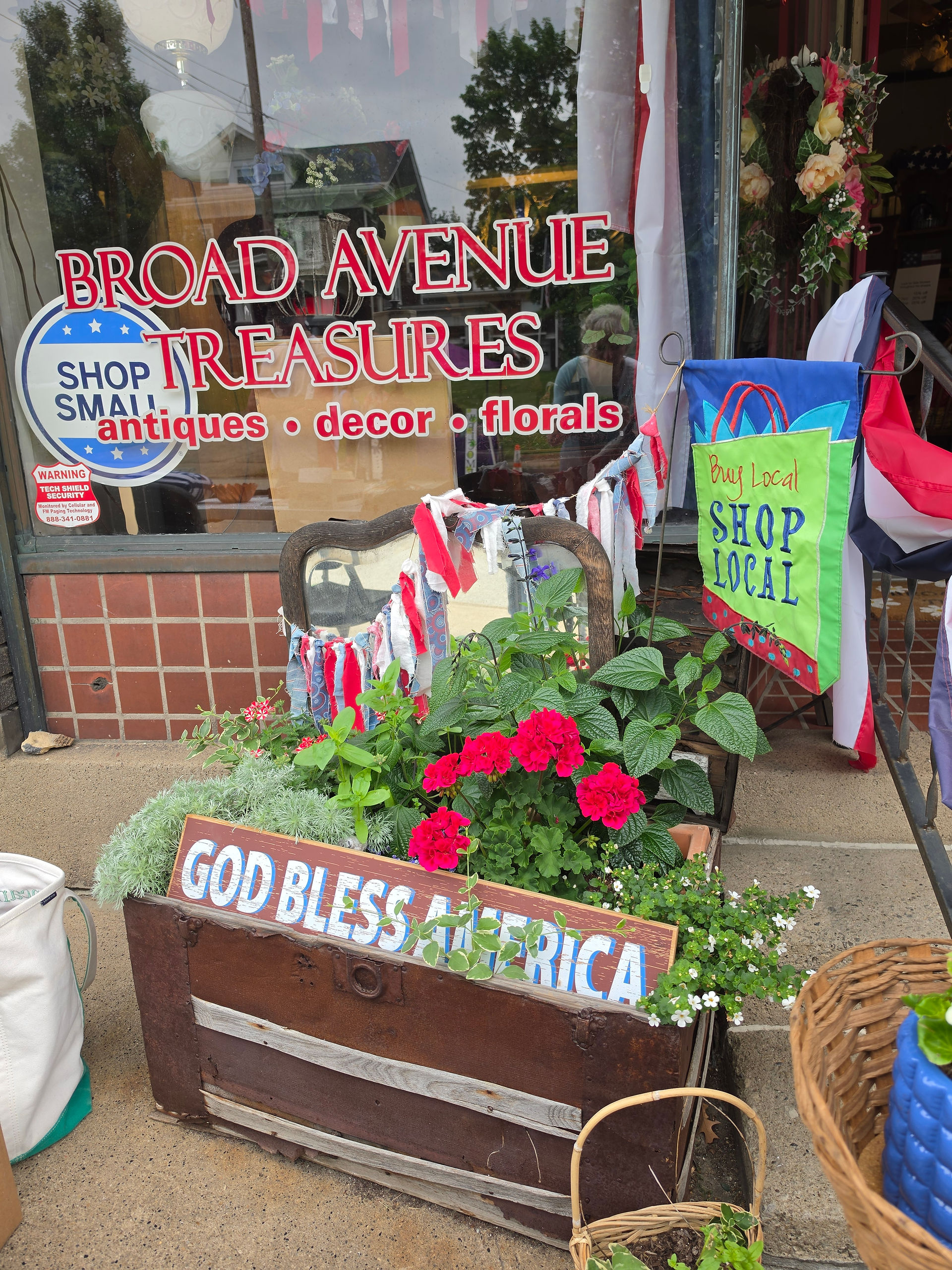 Summer on the Avenue 2026 Event Photos