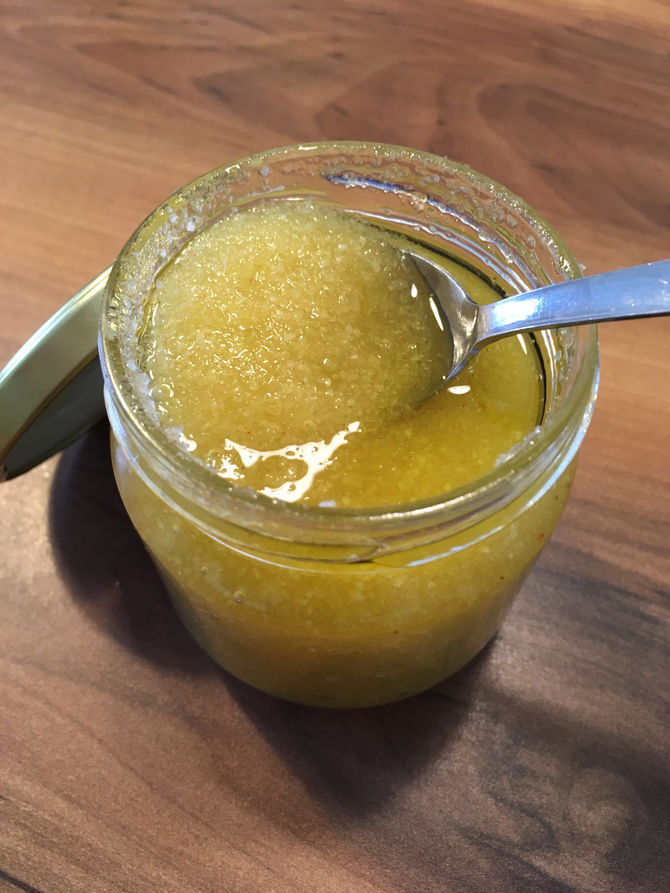 Udělejte si domácí sprchový peeling za pár korun