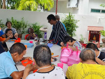 Narayana Seva & Tree Planting in Conjunction with Swami's Aradhana Mahotsavam by SSSGC Ipoh