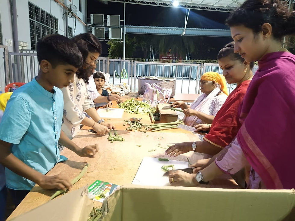 Malaysia, Annadhanam Cooking & Distibution by SSSGC Seremban & Nilai