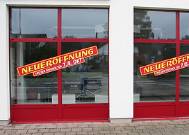 Schaufenster-Neueröffnung-Foto.jpg