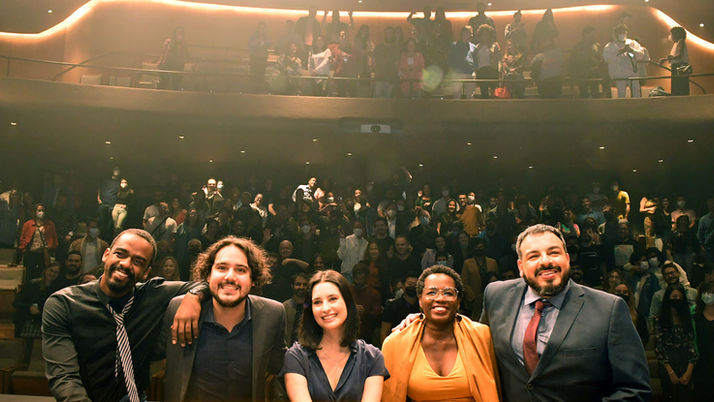 ''O Método Grönholm tem temporada prorrogada até 28 de agosto no Teatro Unimed''