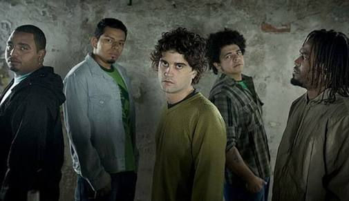 "Cordel do Fogo Encantado lança single em homenagem a bloco tradicional ''