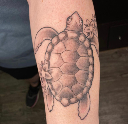 hawaiian, sea turtle, honu, polynesian tattoo, tattoo, hawaiian sea turtle, vancouver tattoo, washington tattoo, oregon tattoo, 360, 503, pdx tattoo