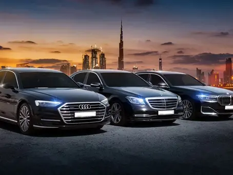 Luxury Chauffeur Car vs. Luxury Rideshare Car: Which One Is Right for You?