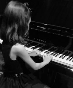 Los niños en concierto