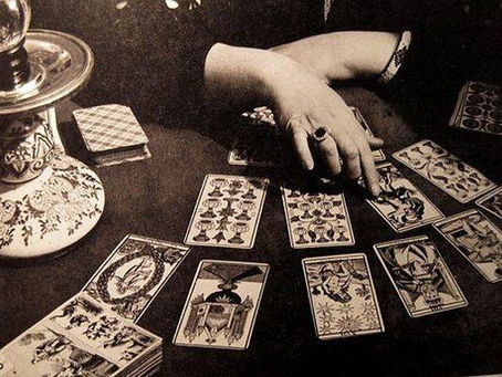 • Pratique du Tarot n°1: Les Arcanes majeurs