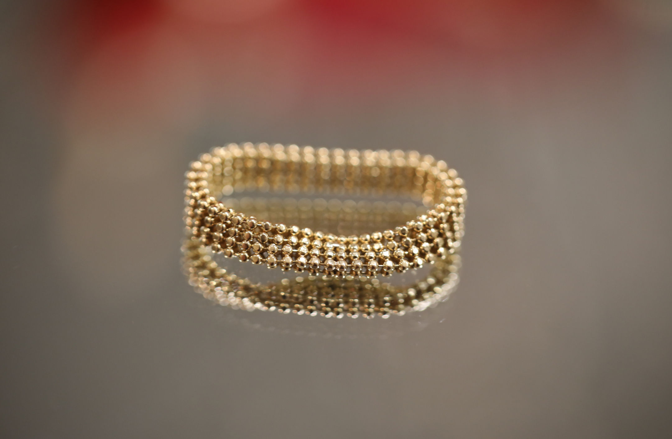 Mesh Glow Ring — 18K Gold (Size 9.5)