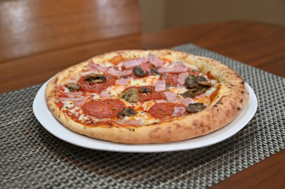 Costco Roncadin Salami, Bacon & Mushroom Frozen Pizza Review