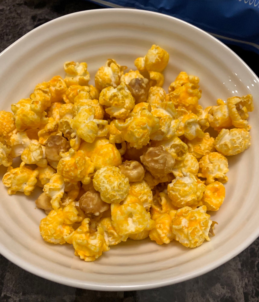 Costco Cretors Chicago Mix Popcorn Review