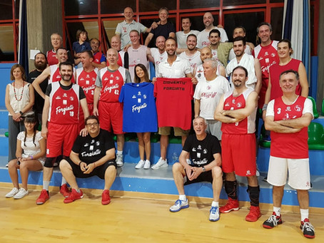 Gli Ultras dei Knights scendono in campo