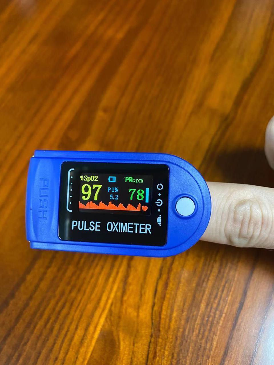 Oximeter Set of two 899/pcs MOQ 1 Set