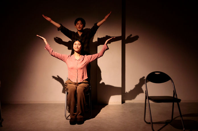 美学校　演劇似て非なるもの　瀧澤綾音