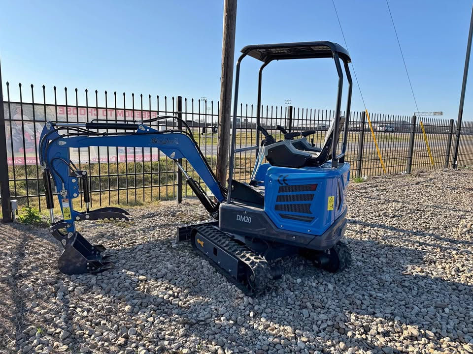 FF Industrial DM20 Kubota Diesel Powered with Extendable Tracks