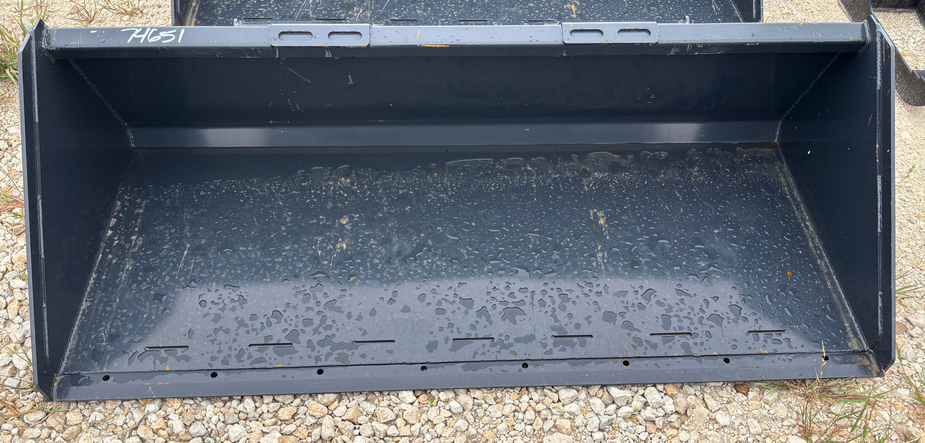 Wolverine 86" Quick Attach Smooth Bucket