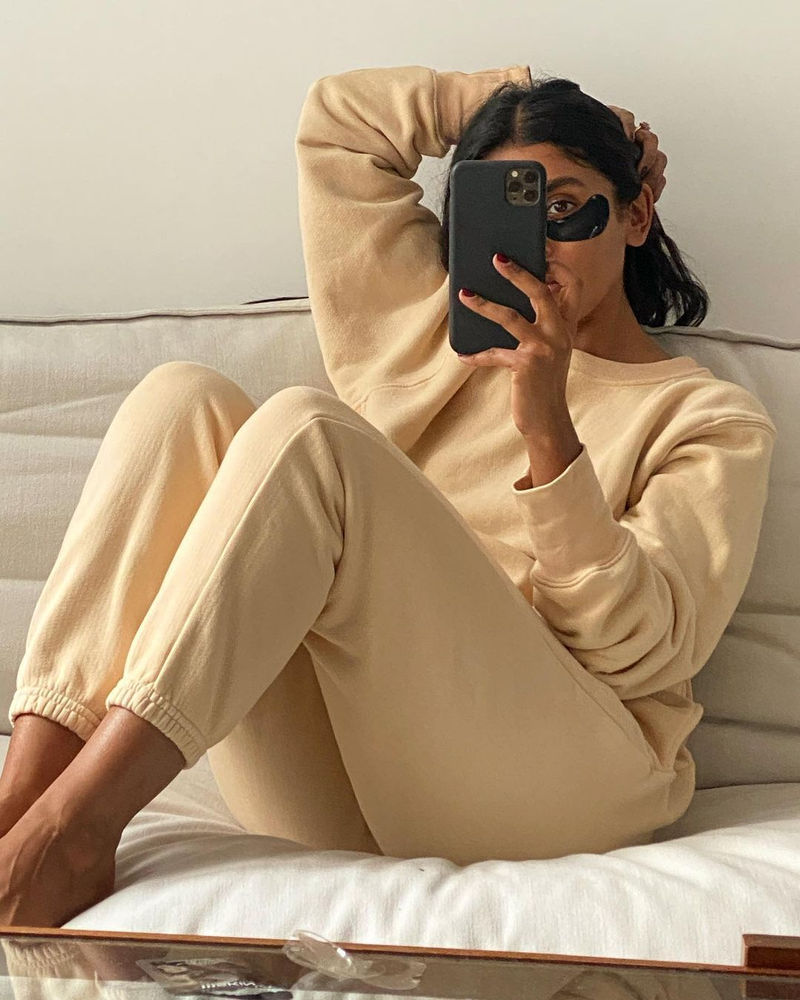 Best Loungewear to Travel In