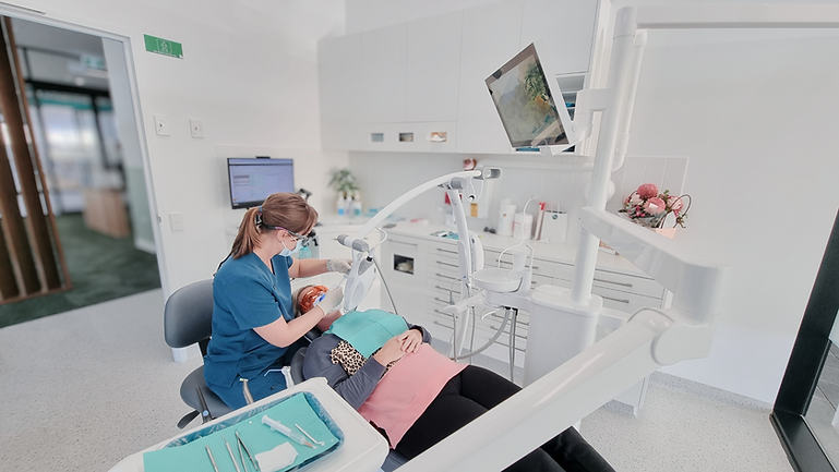 Gemma Collins Smile Clinic Victor Harbor Tooth Whitening