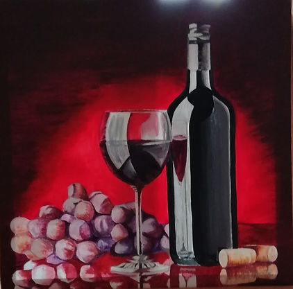 "In vino veritas" est une toile acrylique de Gilberte Dorard qui fait référence à une locution latine du célèbre Pline l'Ancien, signifiant "Dans le vin, la vérité". C'est donc sans surprise que nous voyons une nature morte avec bouteille de vin et grappes de raisin. Un verre à vin déjà rempli se dresse en face de nous, fort et fier de sa composition, tandis que le fond est travaillé depuis une palette de rouge, sombre et puissant. C'est une toile aux tonalités franches qui se distingue en allant droit au but... In vino veritas.