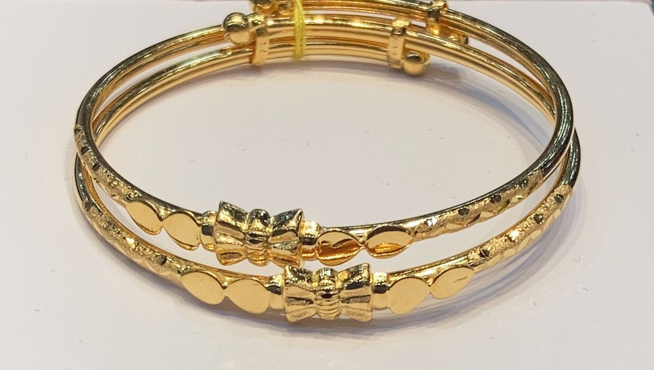 Gold bangles for baby’s 