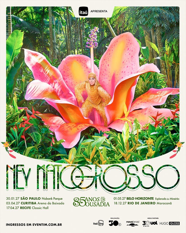 Ney Matogrosso em figurino dourado sobre uma grande flor rosa em meio à vegetação, com informações sobre a turnê 85 Anos de Ousadia e datas de shows em São Paulo, Curitiba, Recife, Belo Horizonte e Rio de Janeiro.