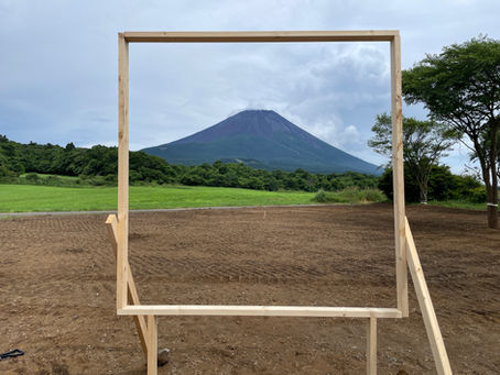 富士山を切り取る窓
