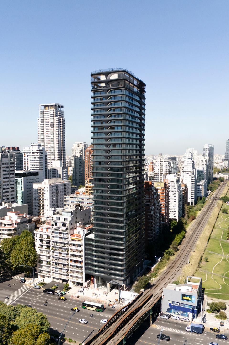 L'Avenue Libertador residential architecture photographed by Franco Casaccia in Buenos Aires