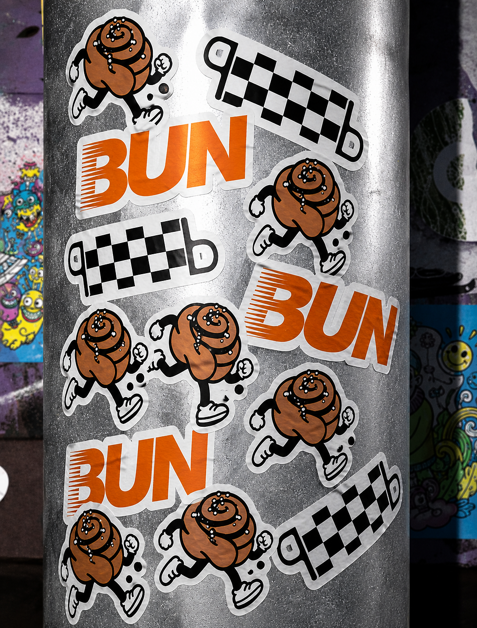 LUNKBULLE_STICKERS_MOCK.png