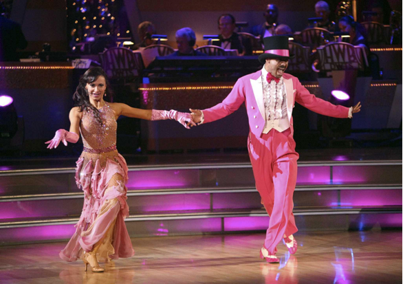 JR Martinez dancing with Karina Smirnoff dwts