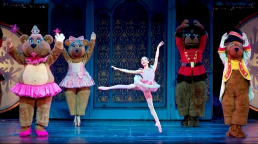 Who Is Clara In The Radio City Christmas Spectacular 2022 7 Dancers Who Played Clara In Radio City's 'Christmas Spectacular'