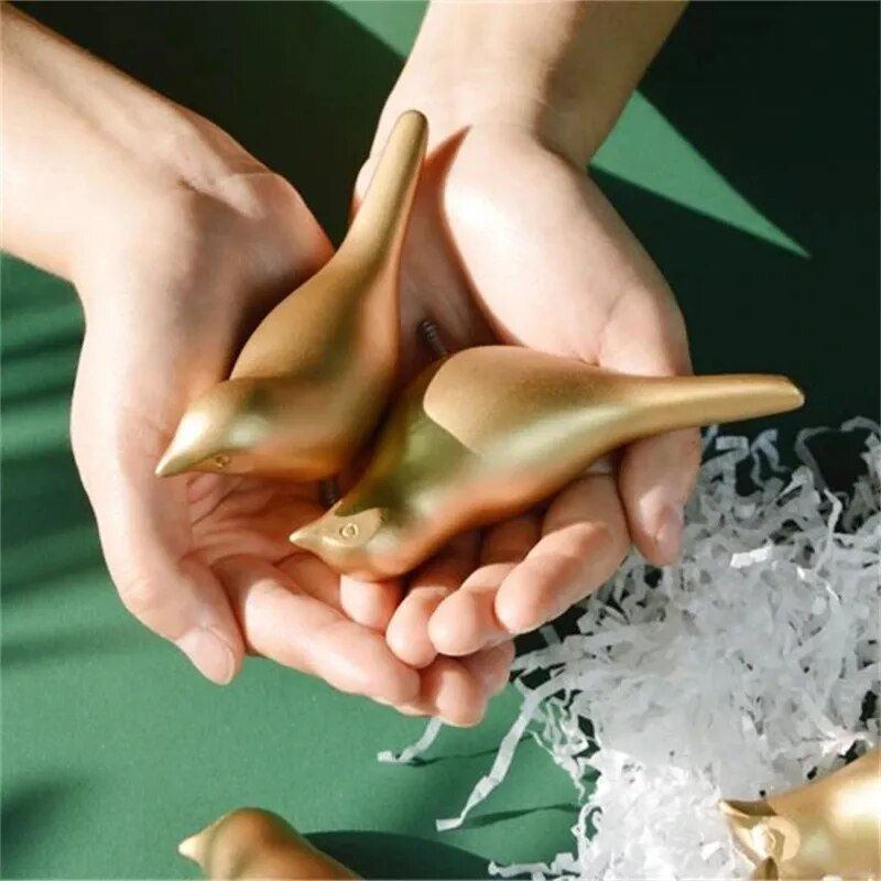 Thumbnail: Bird Hooks 