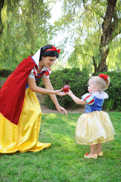 Snow White-5.jpg
