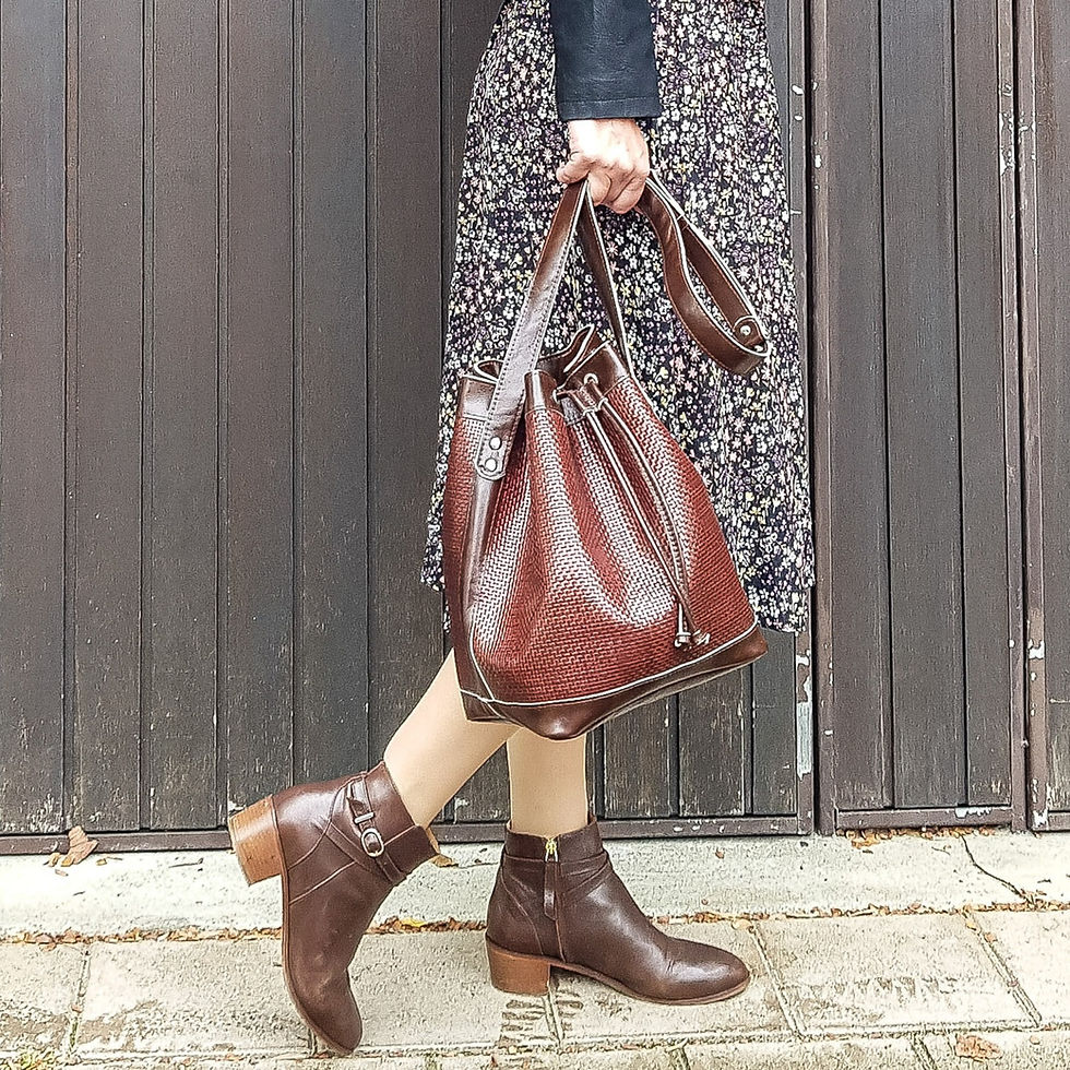 "Bucket Bag" Flechtleder Kastanie