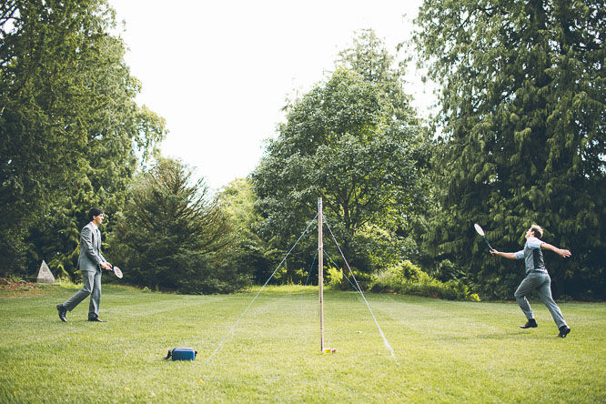 Badminton