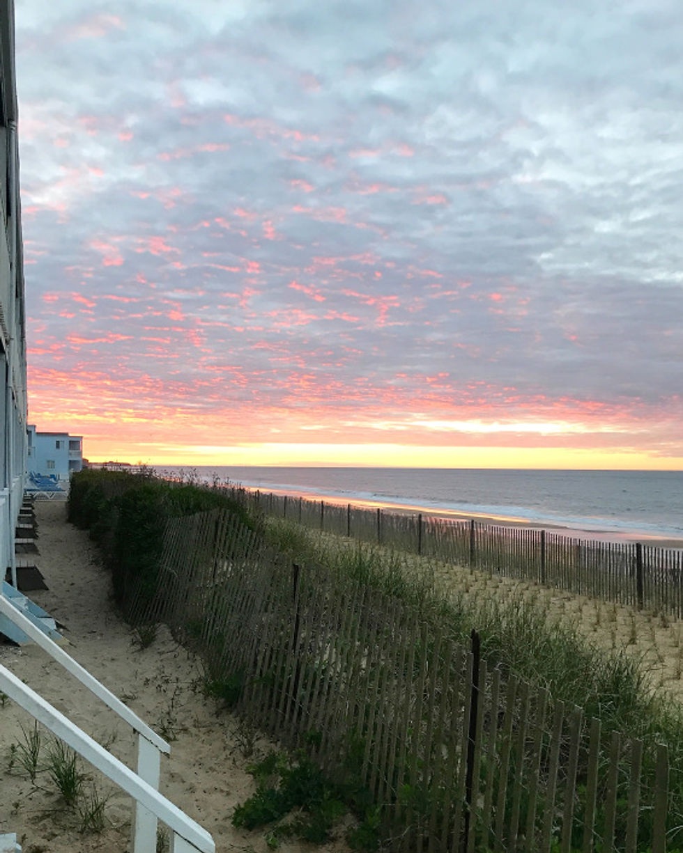 PRETTY SUNSET.JPG