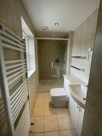 48 Douglas Villas Durham Bedroom 2 shower room with WC.  