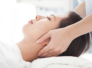 Head Massage _edited.jpg