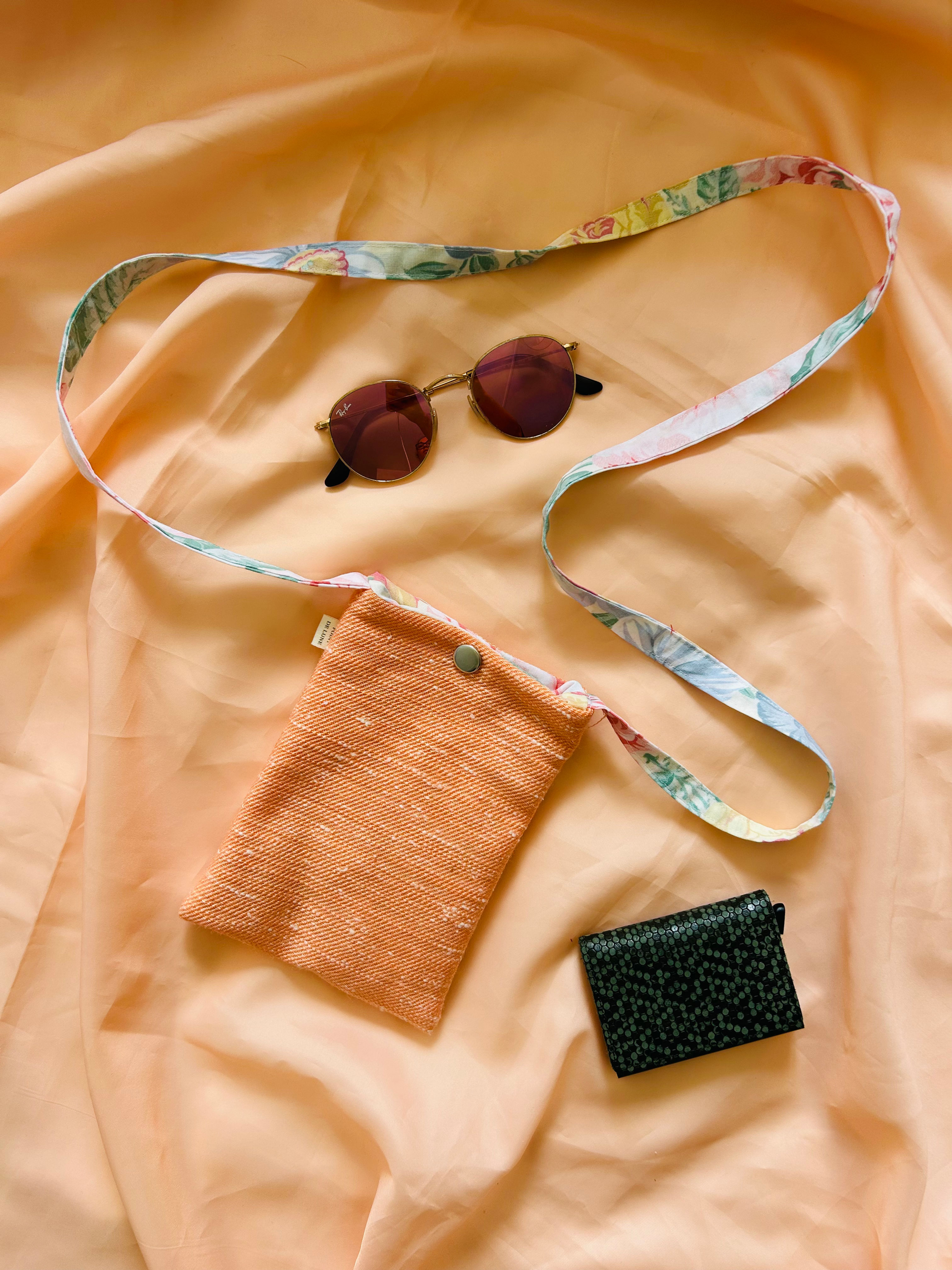 Pochette téléphone Corail