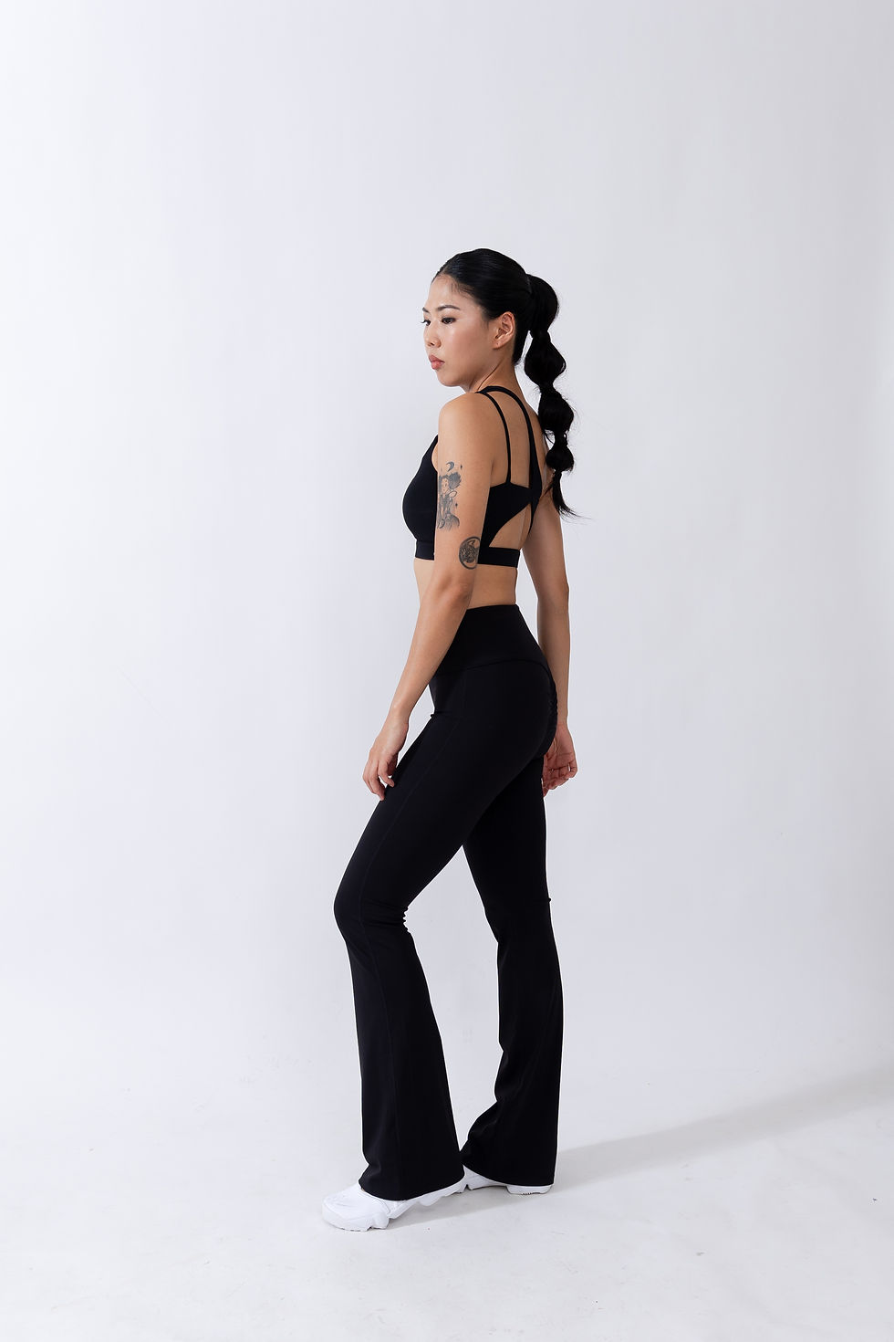 Thumbnail: Ultimate Black Allure Boundless Yoga Pants