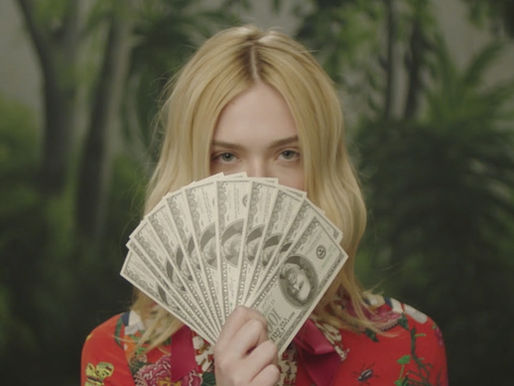 Rich Filmmaker vs Poor Filmmaker How Financial Mindset Shapes Filmmaking Success