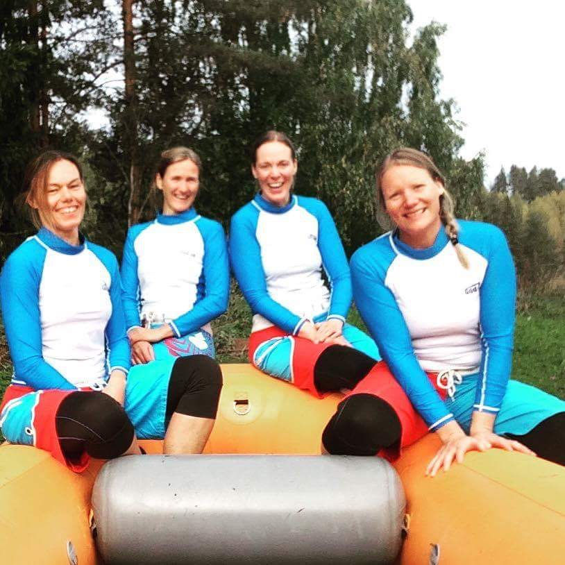 Helena, Katrine, Ella og Gyda representerer laget i Al Ain
