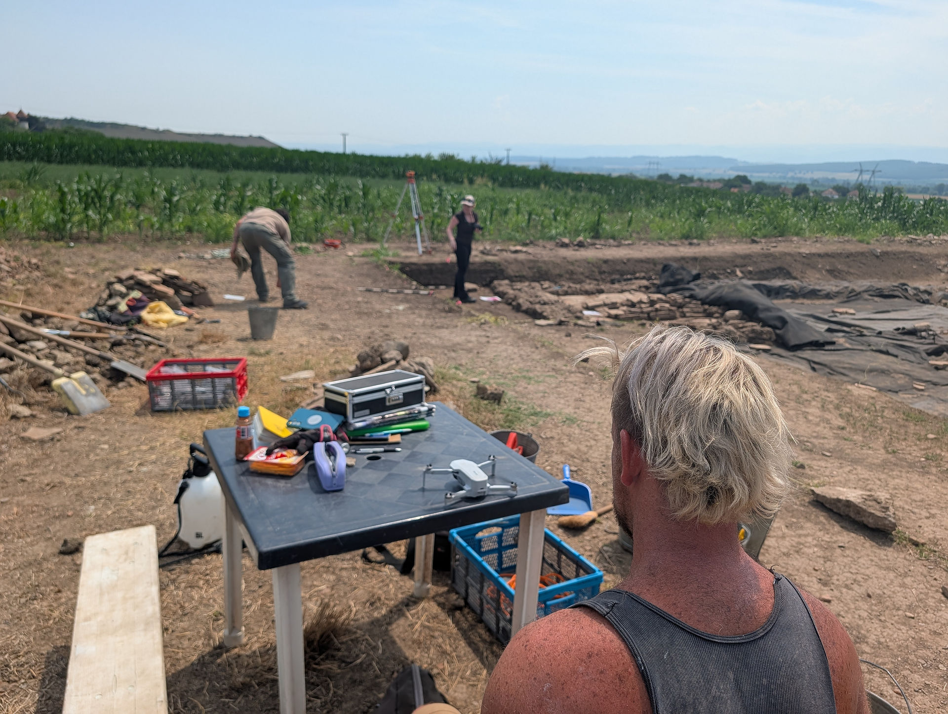 JP supervising the excavations.