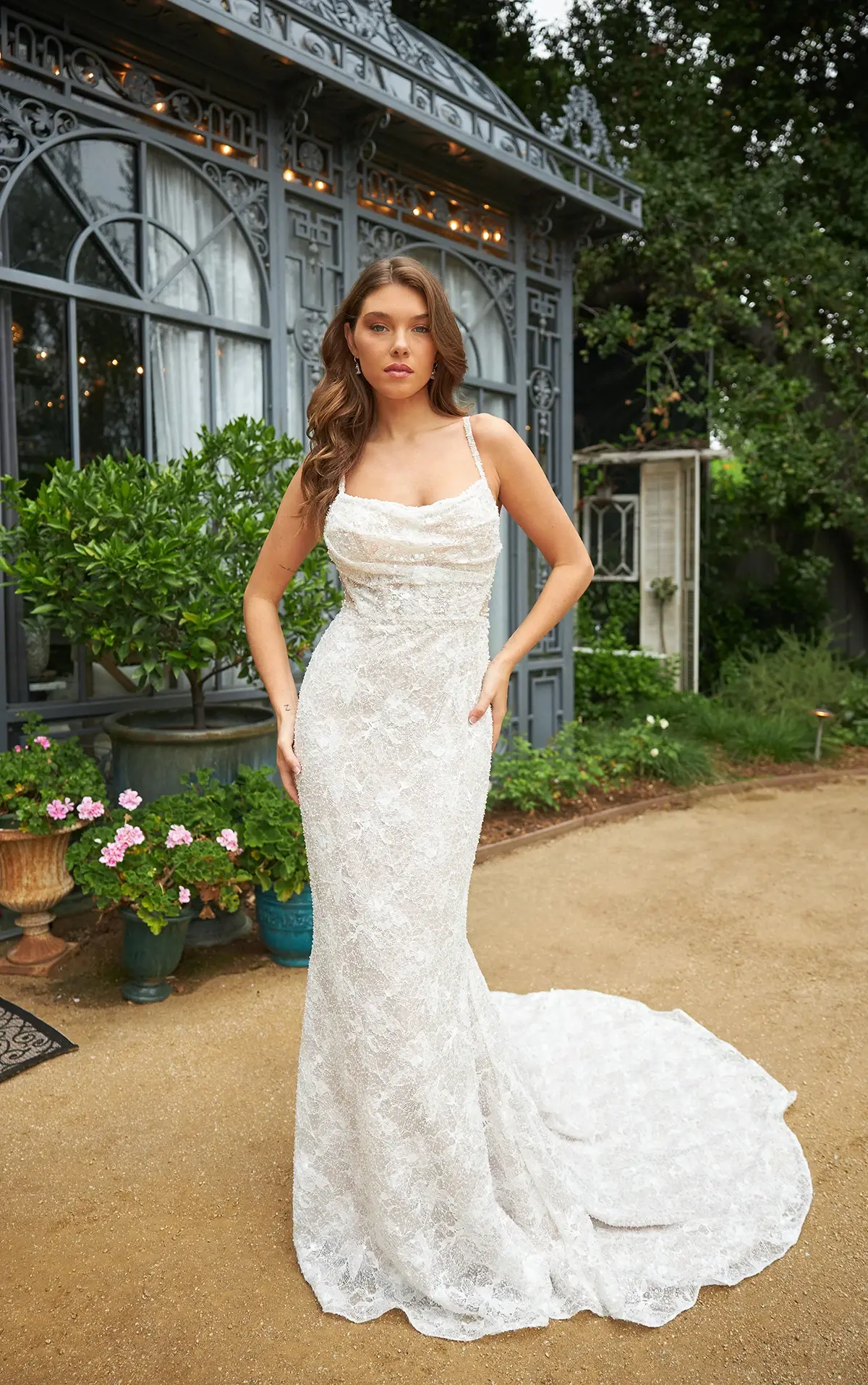 Clara (1697) - size 14